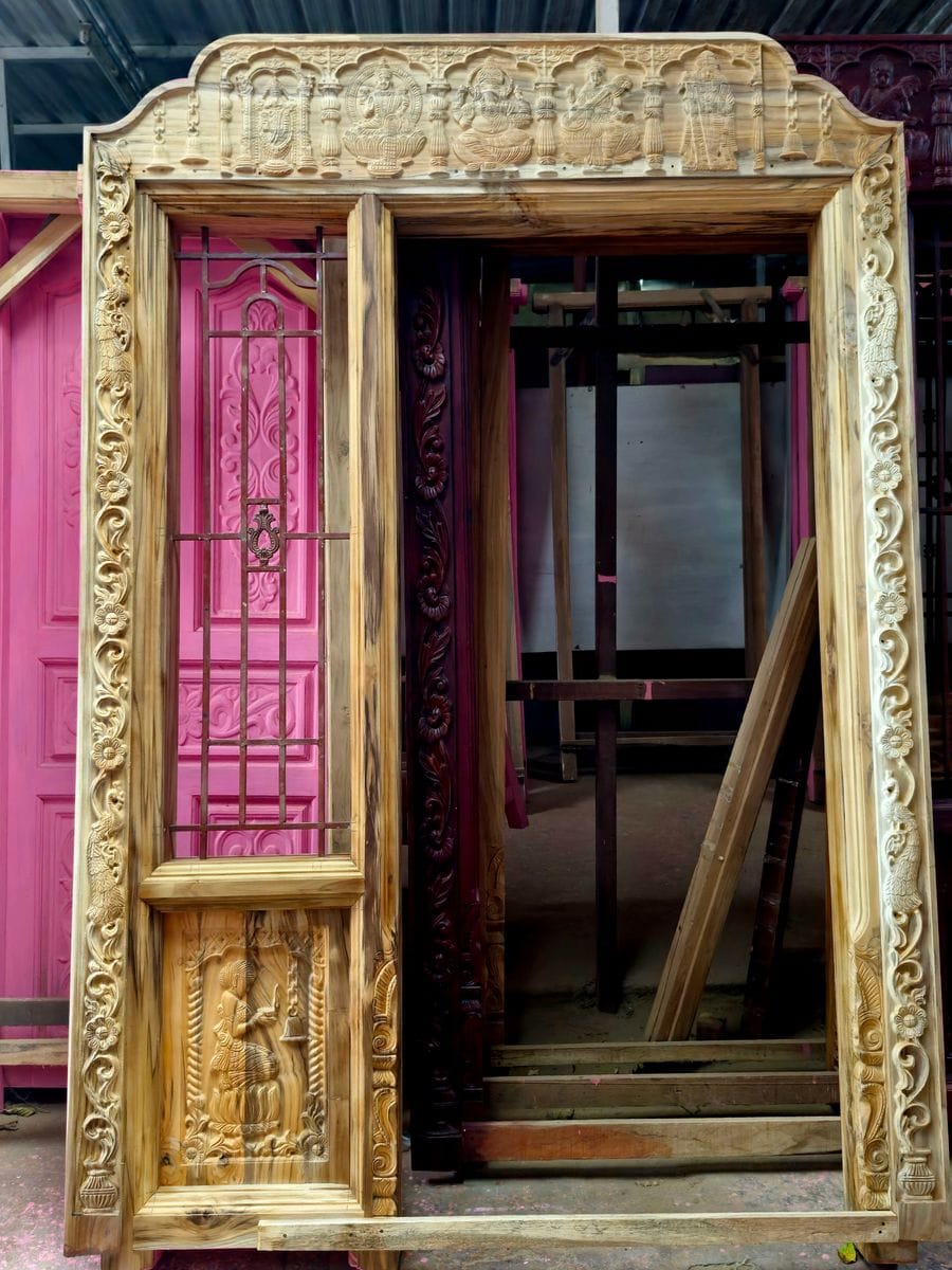 Wooden Main Frames