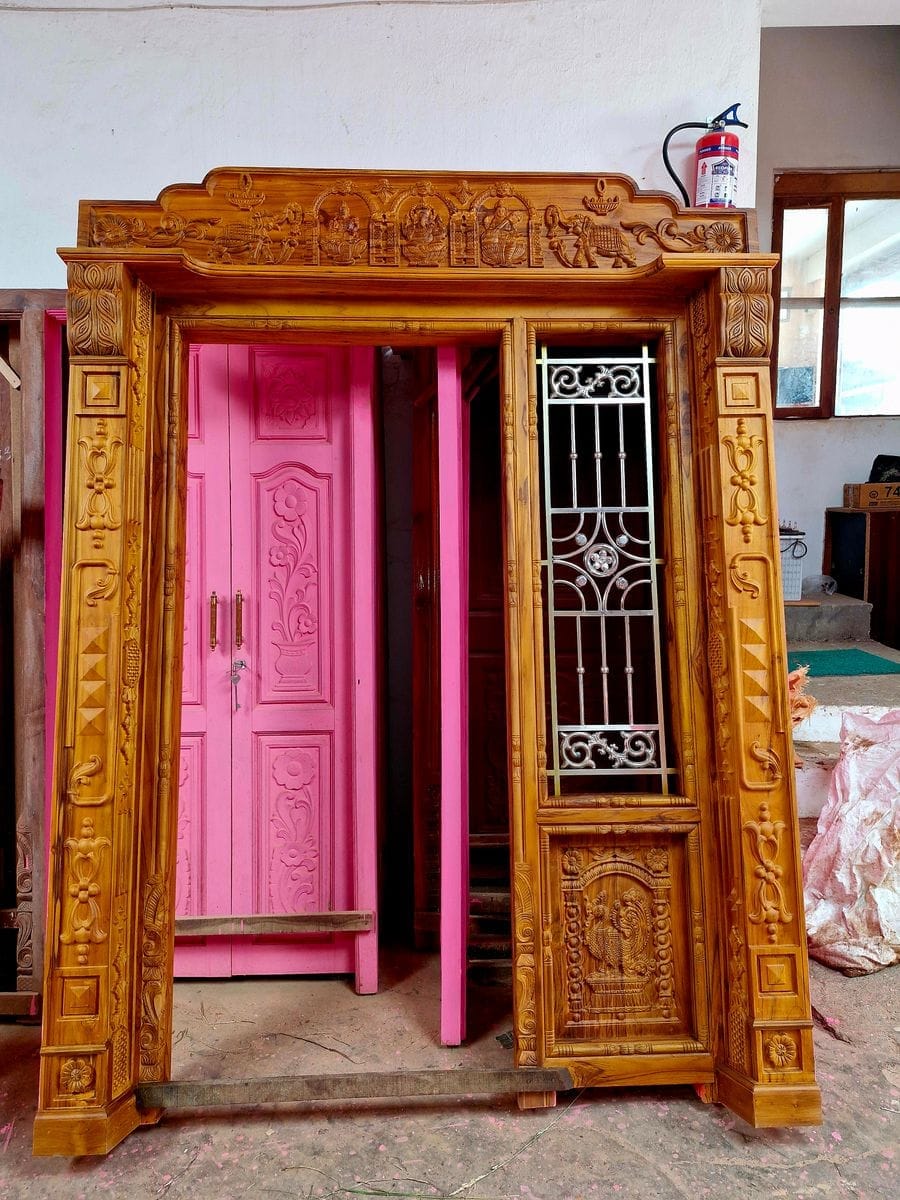 Wooden Main Frames