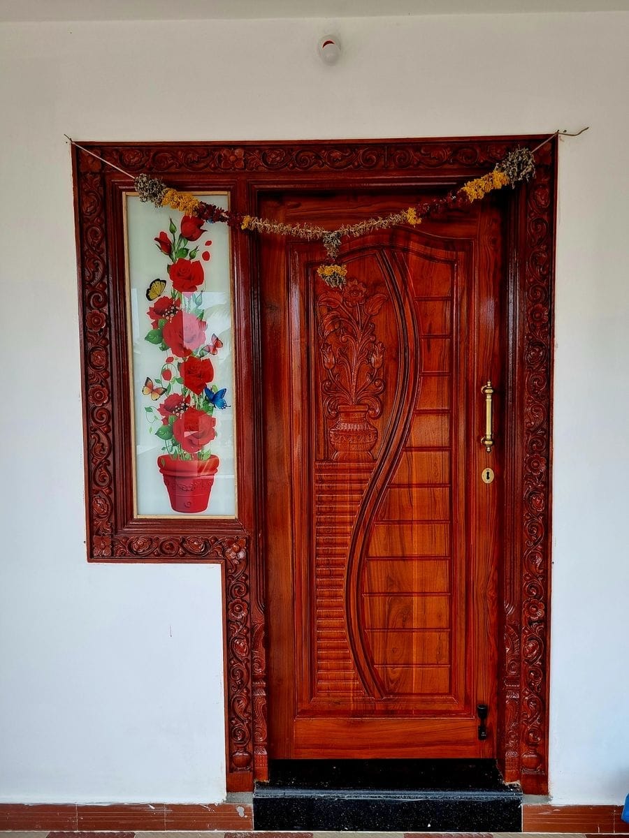 Wooden Main Frames
