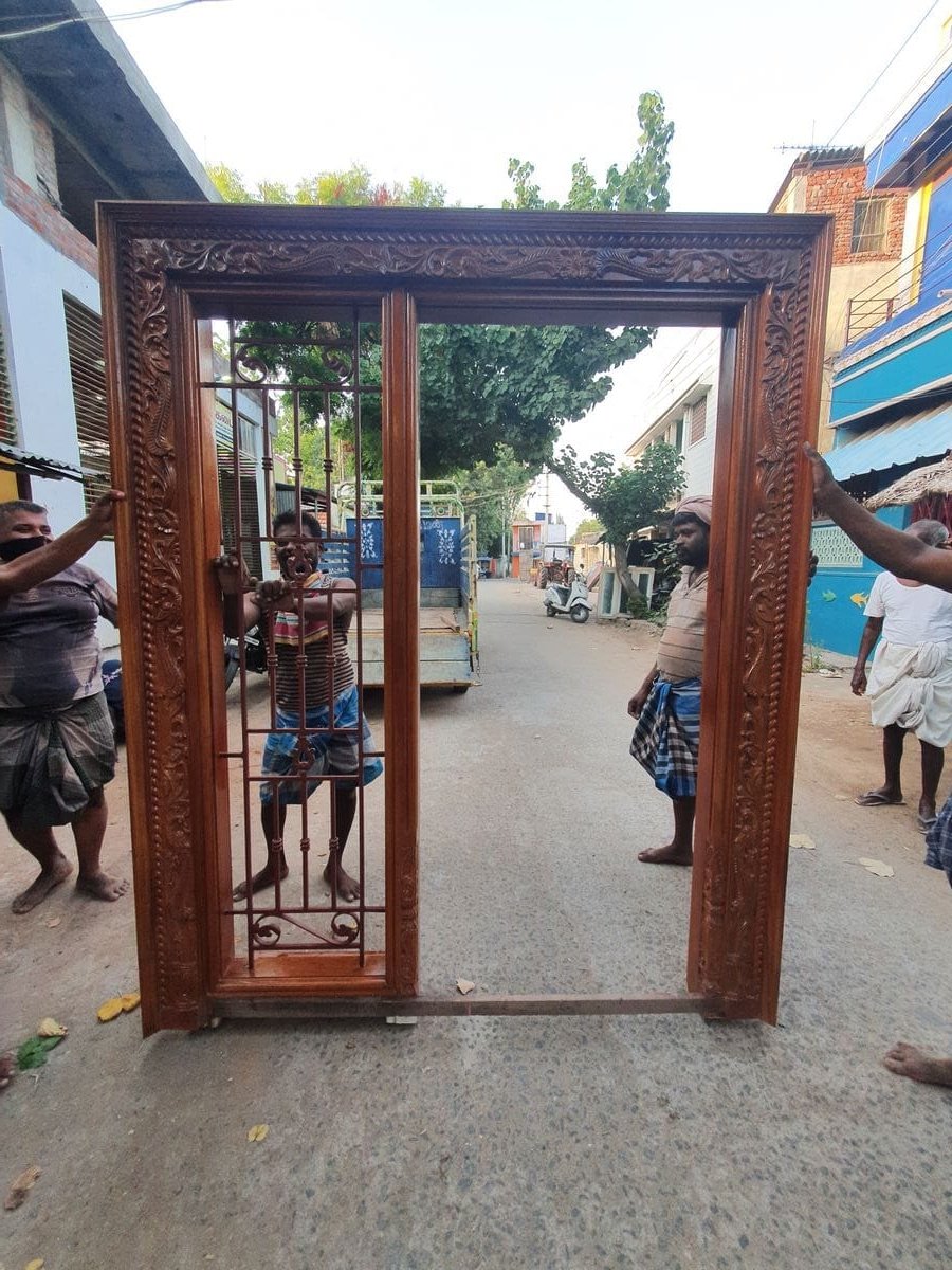 Wooden Main Frames