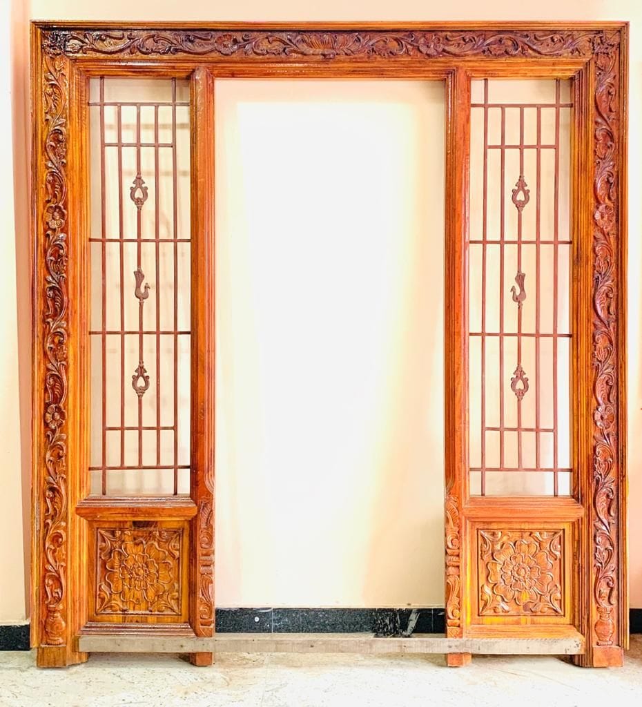 Wooden Main Frames
