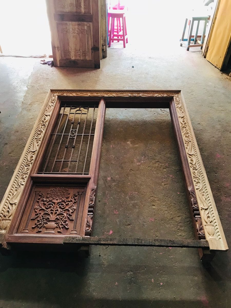 Wooden Main Frames